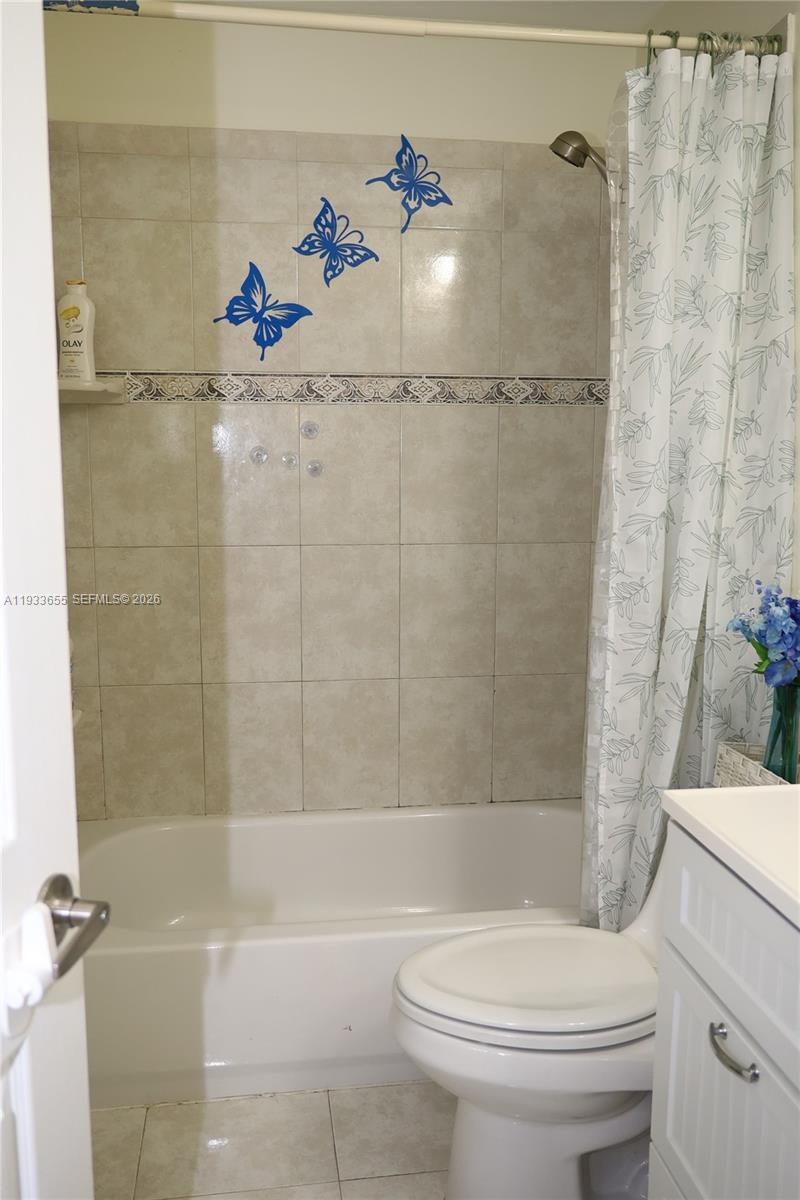 20816 NW 2nd St Pembroke Pines, FL 33029