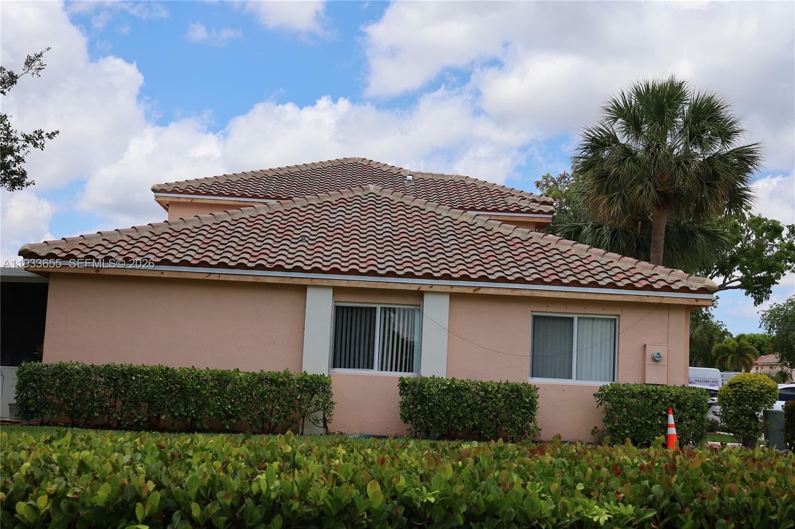 20816 NW 2nd St Pembroke Pines, FL 33029