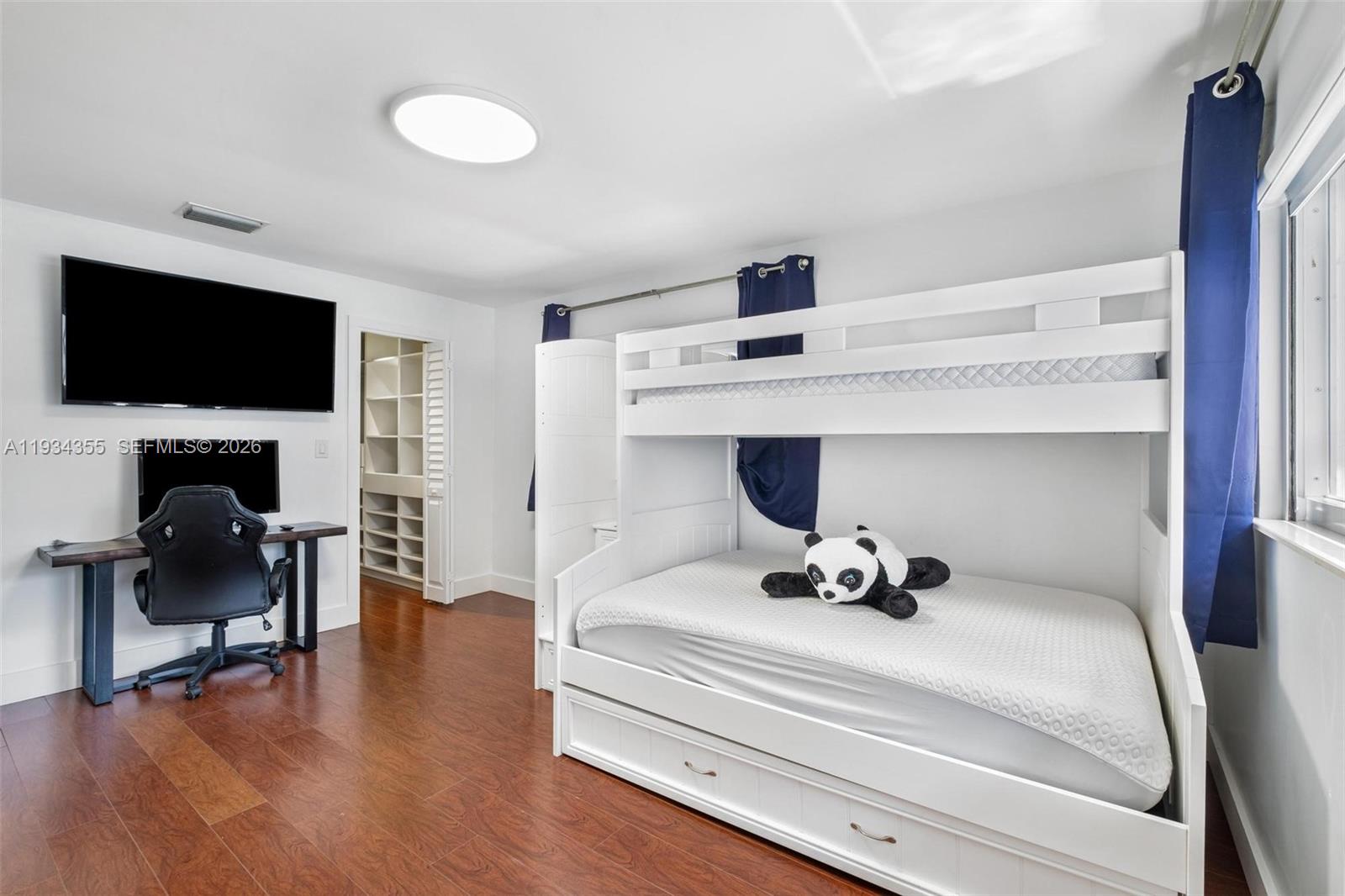 2430 SW 22nd Ter Miami, FL 33145