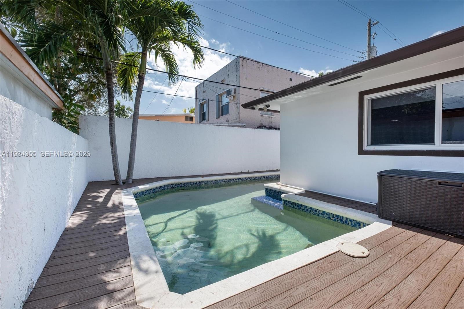 2430 SW 22nd Ter Miami, FL 33145