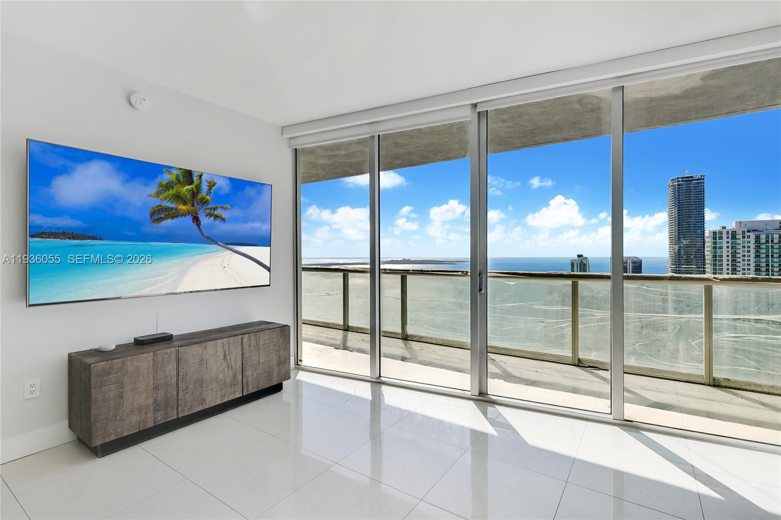 image Icon Brickell II23