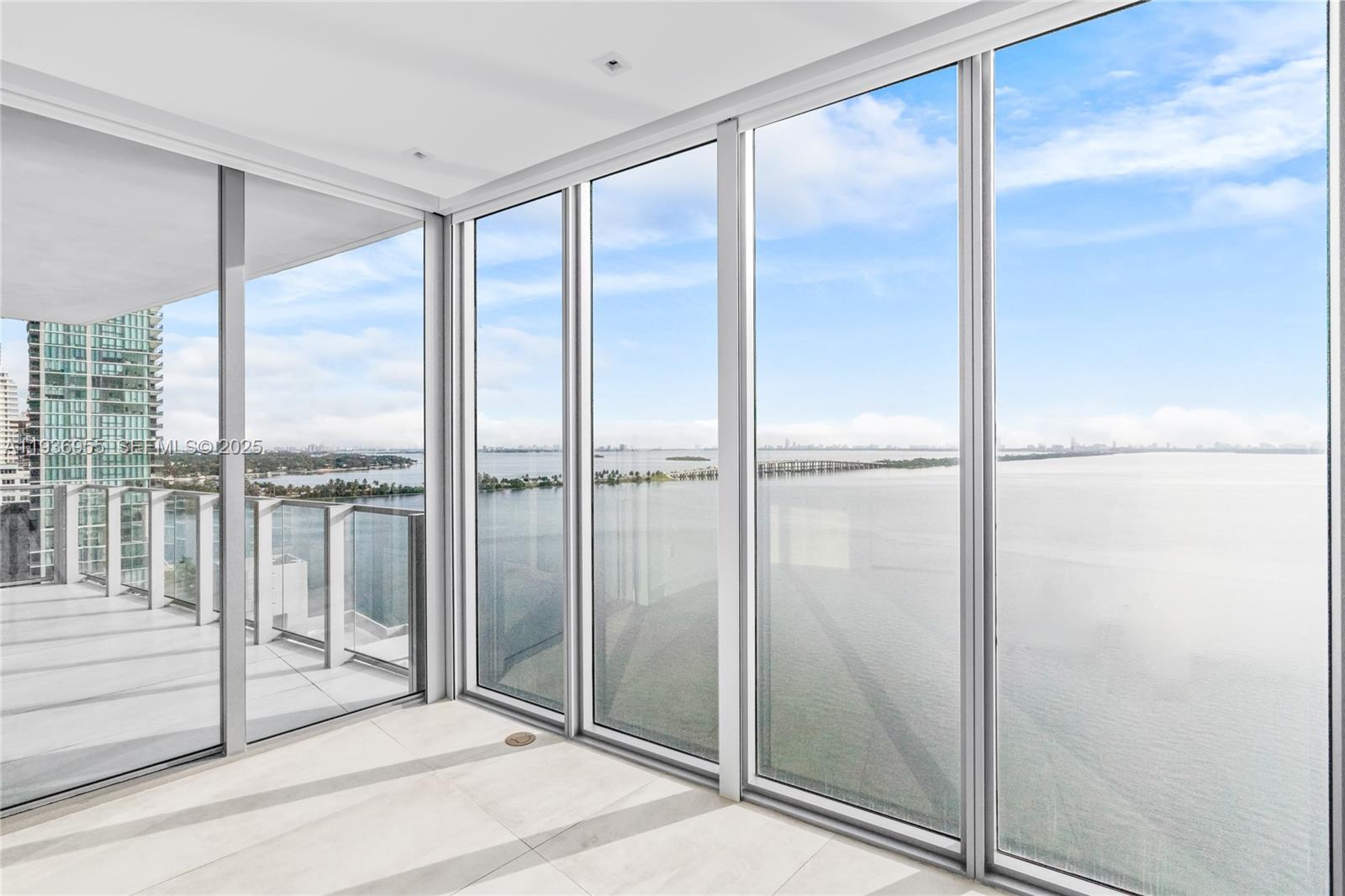 image Biscayne Beach Condo16