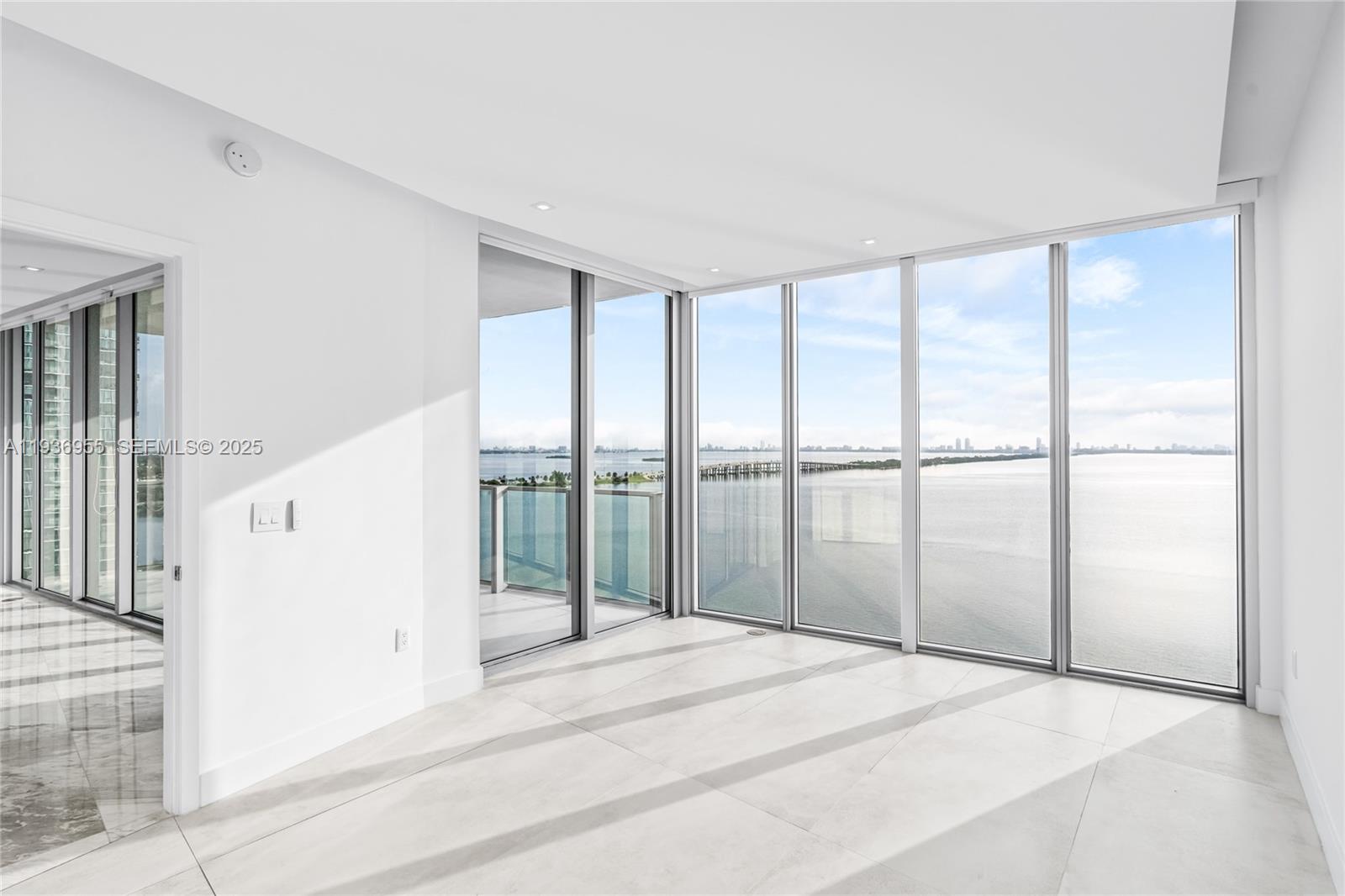 image Biscayne Beach Condo17