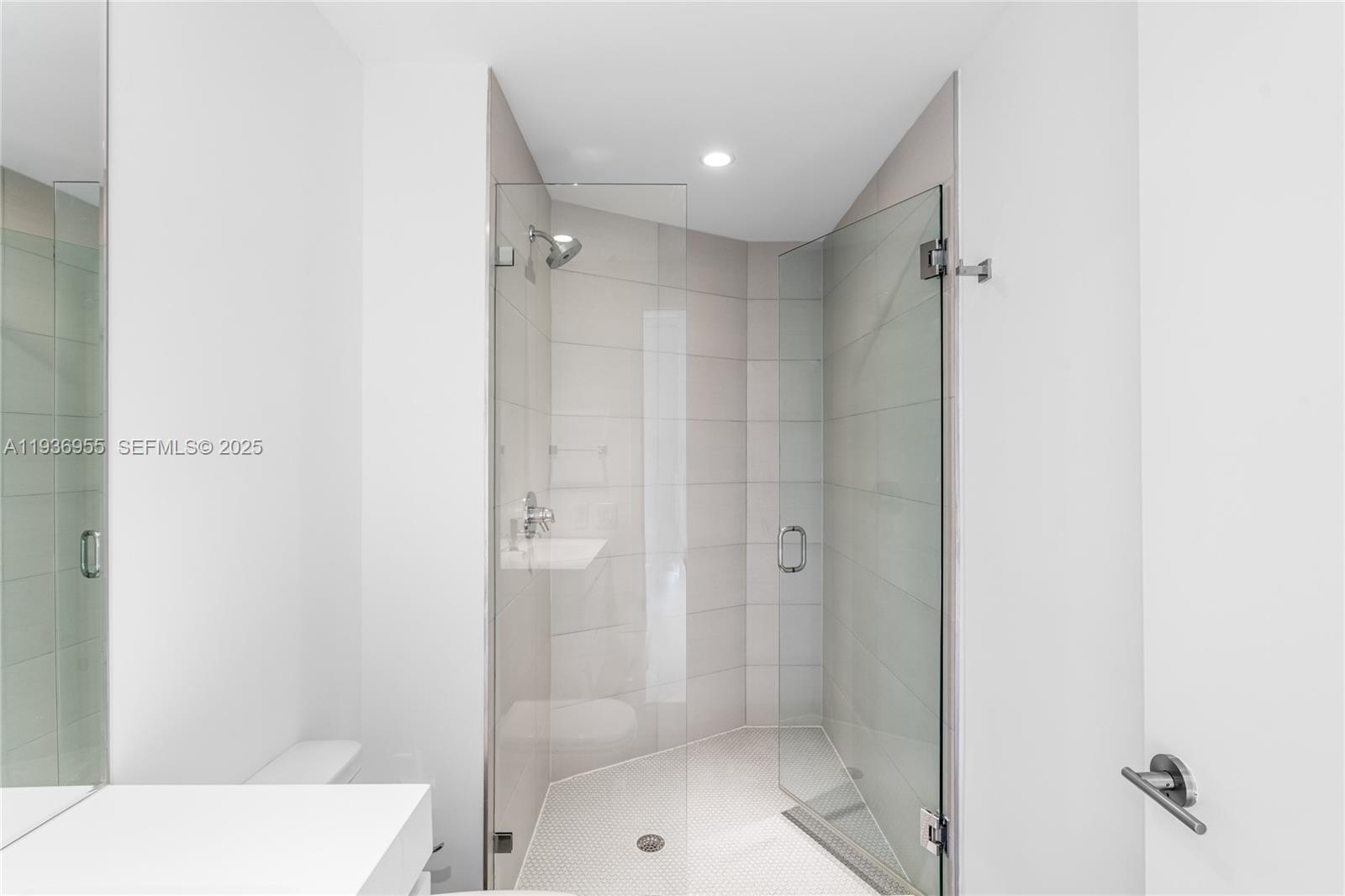 image Biscayne Beach Condo32