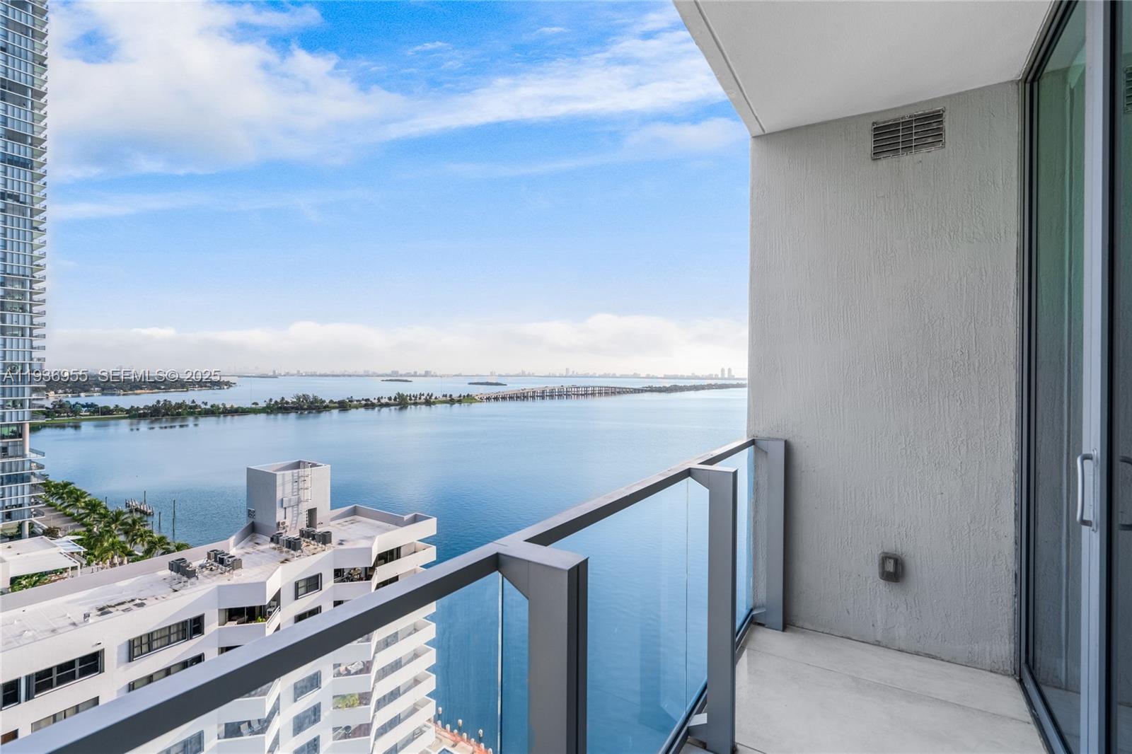 image Biscayne Beach Condo39