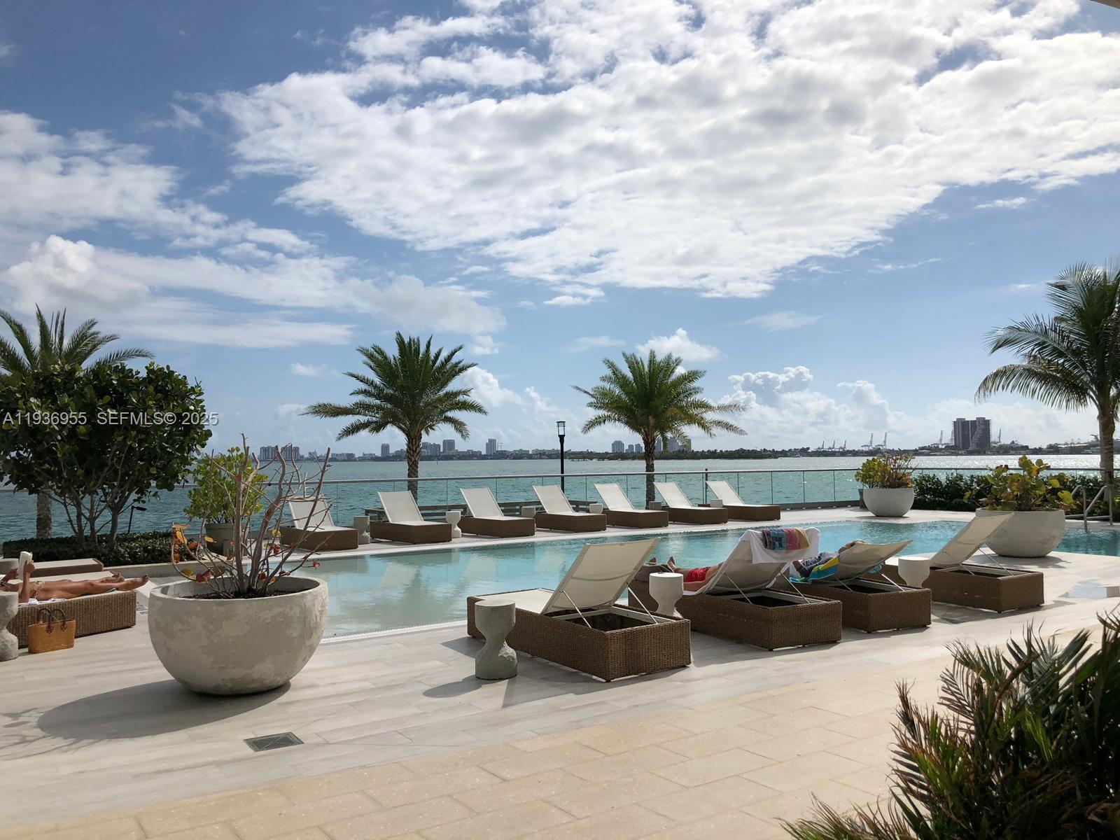 image Biscayne Beach Condo64