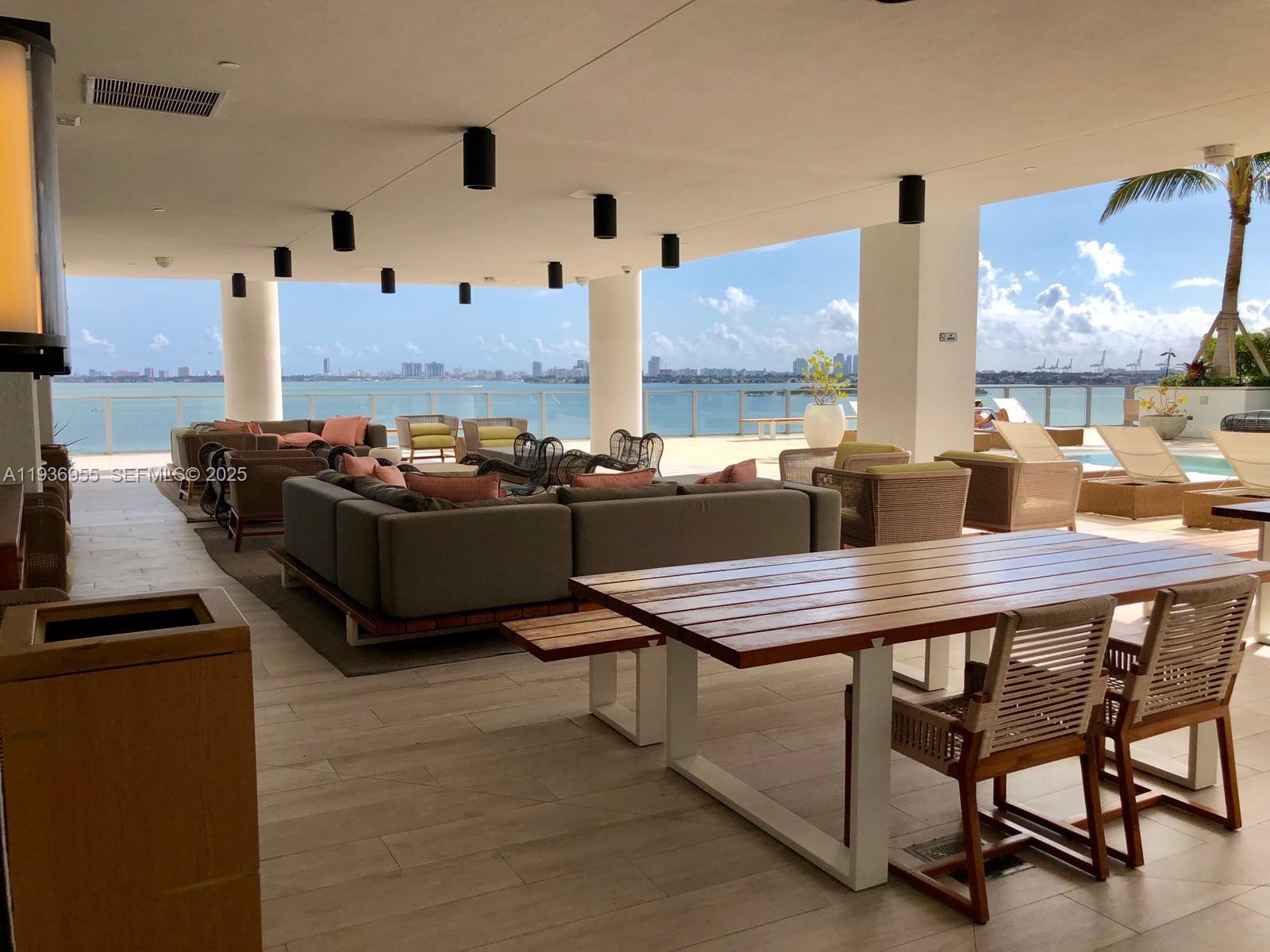 image Biscayne Beach Condo73