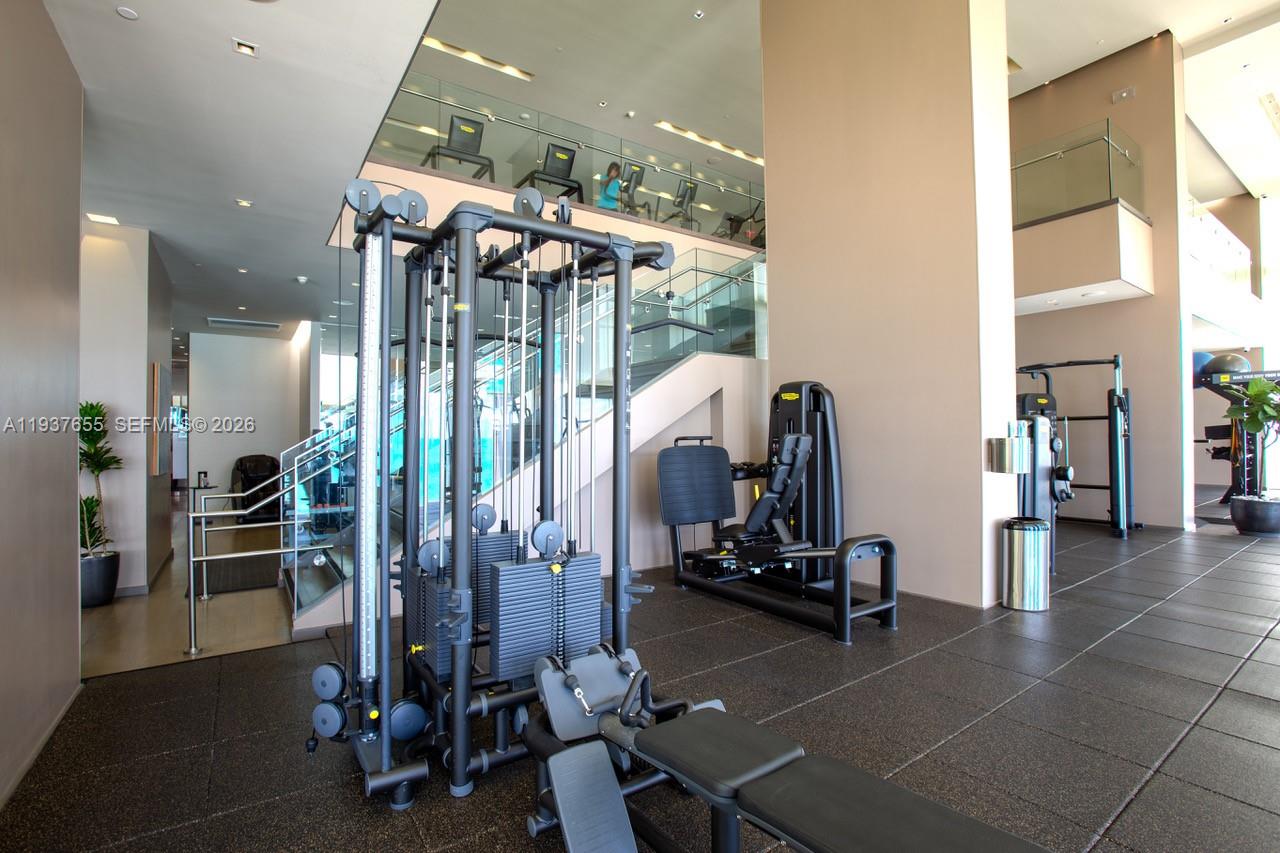 1850 S Ocean Dr #1004 Hallandale Beach, FL 33009