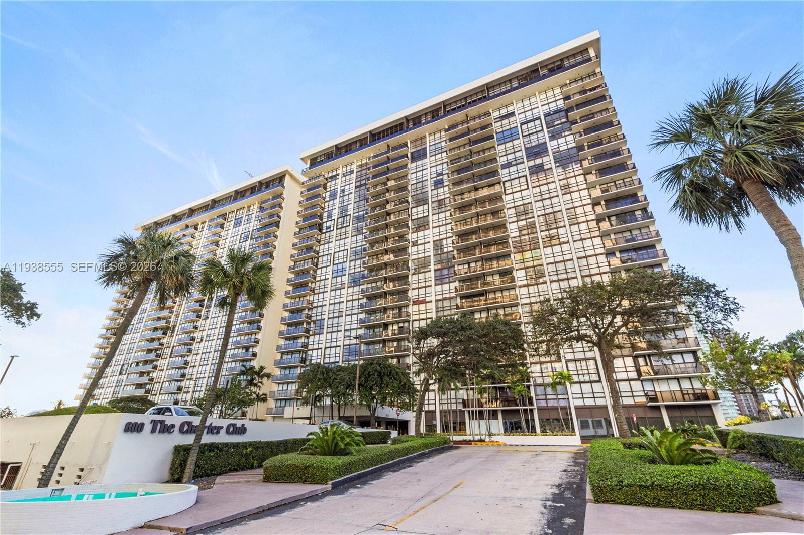 image Charter Club14