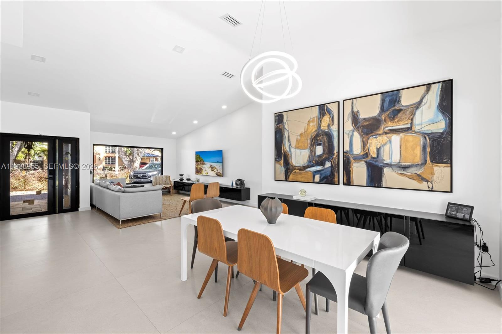 7910 NW 169th Ter Miami Lakes, FL 33016