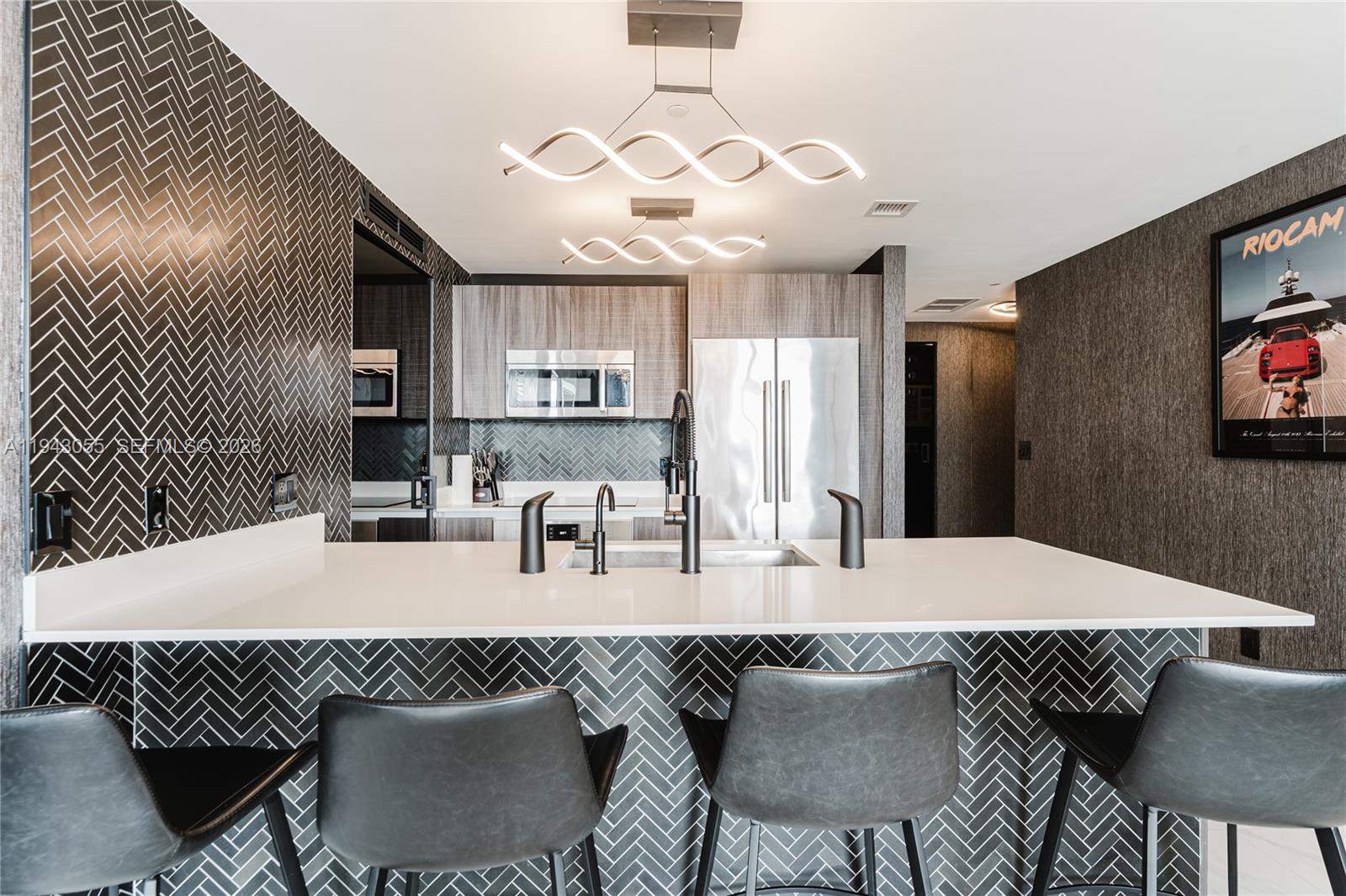 image Aria On The Bay Condo10