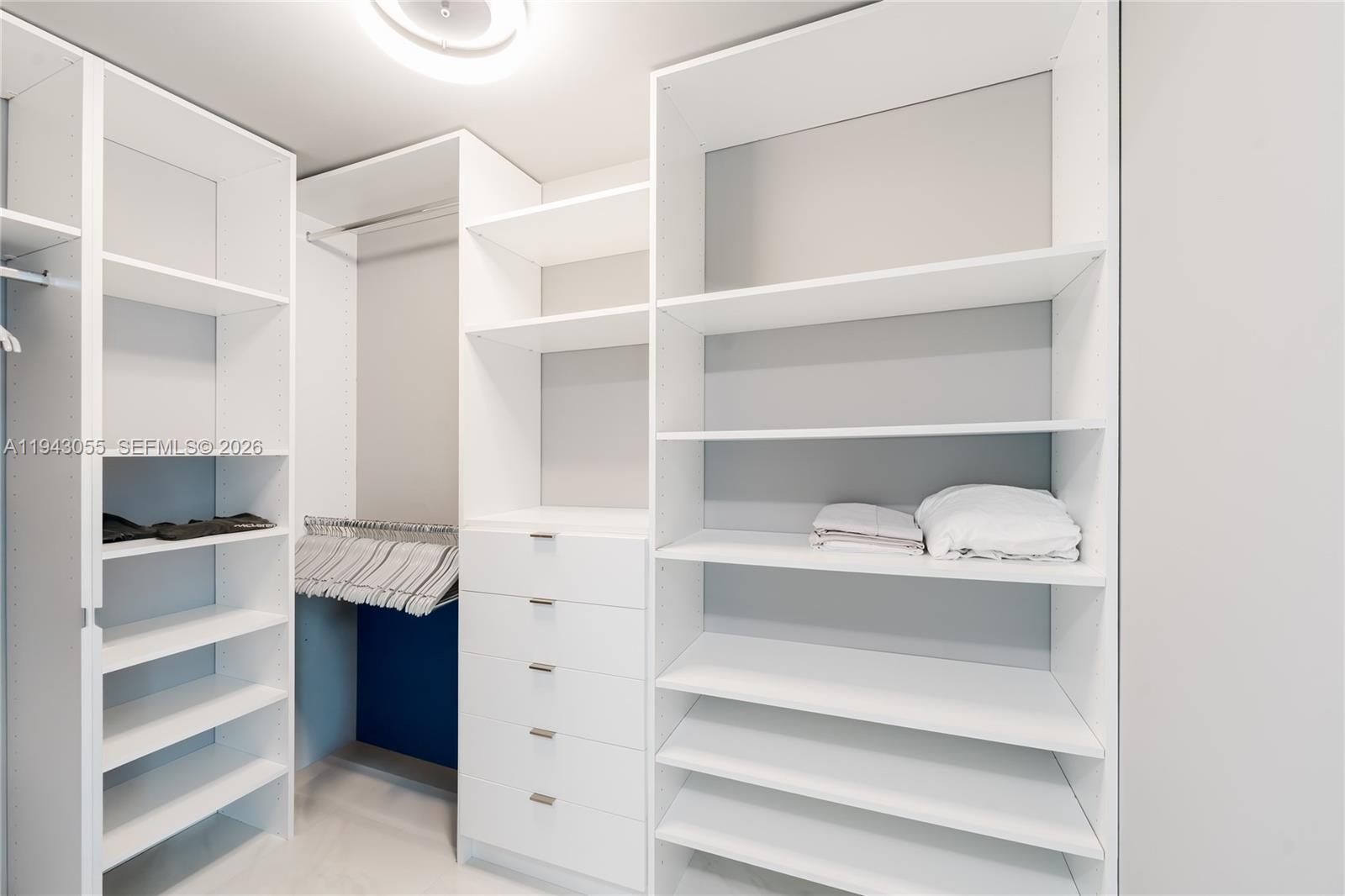 image Aria On The Bay Condo21