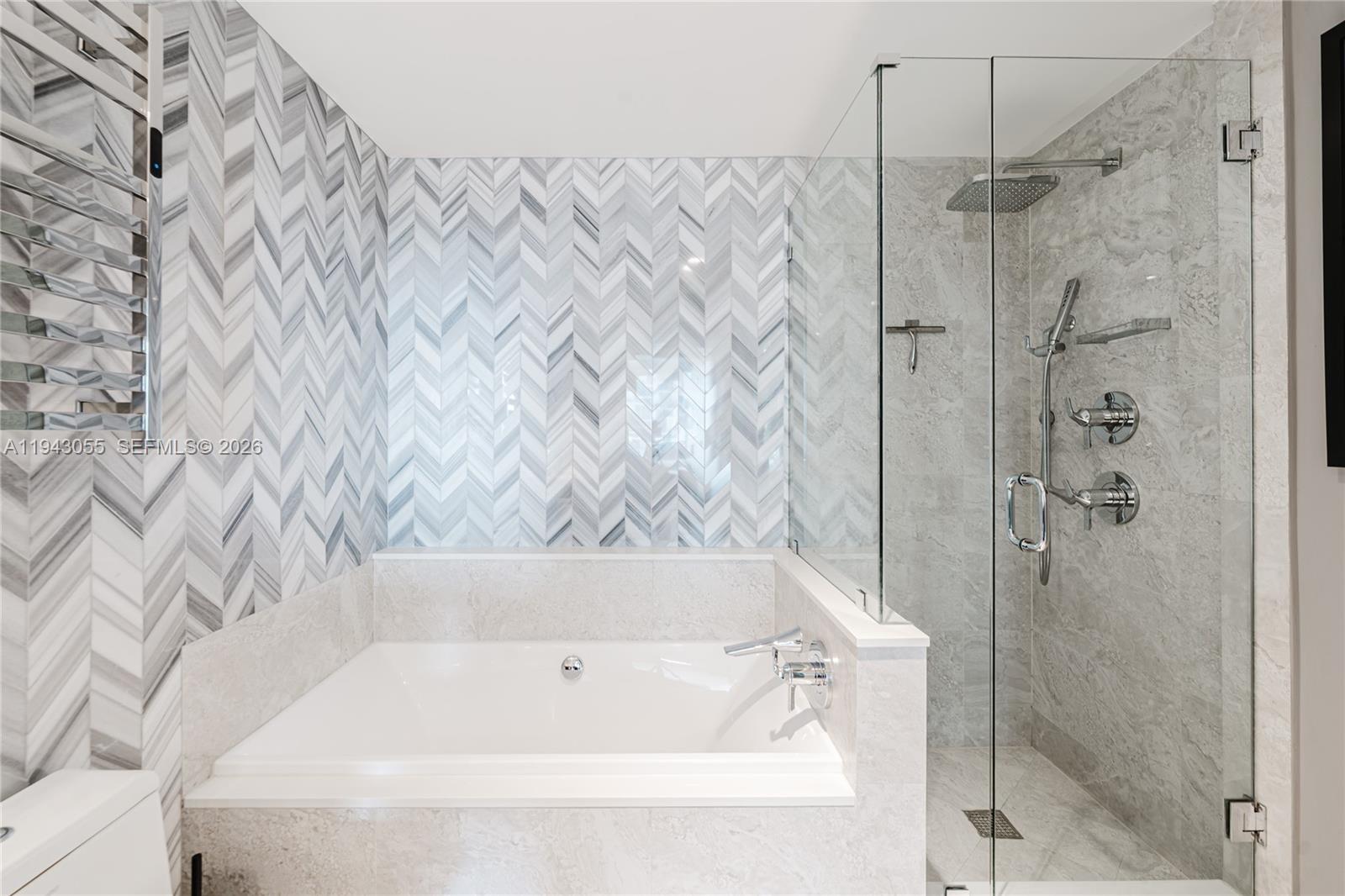 image Aria On The Bay Condo25