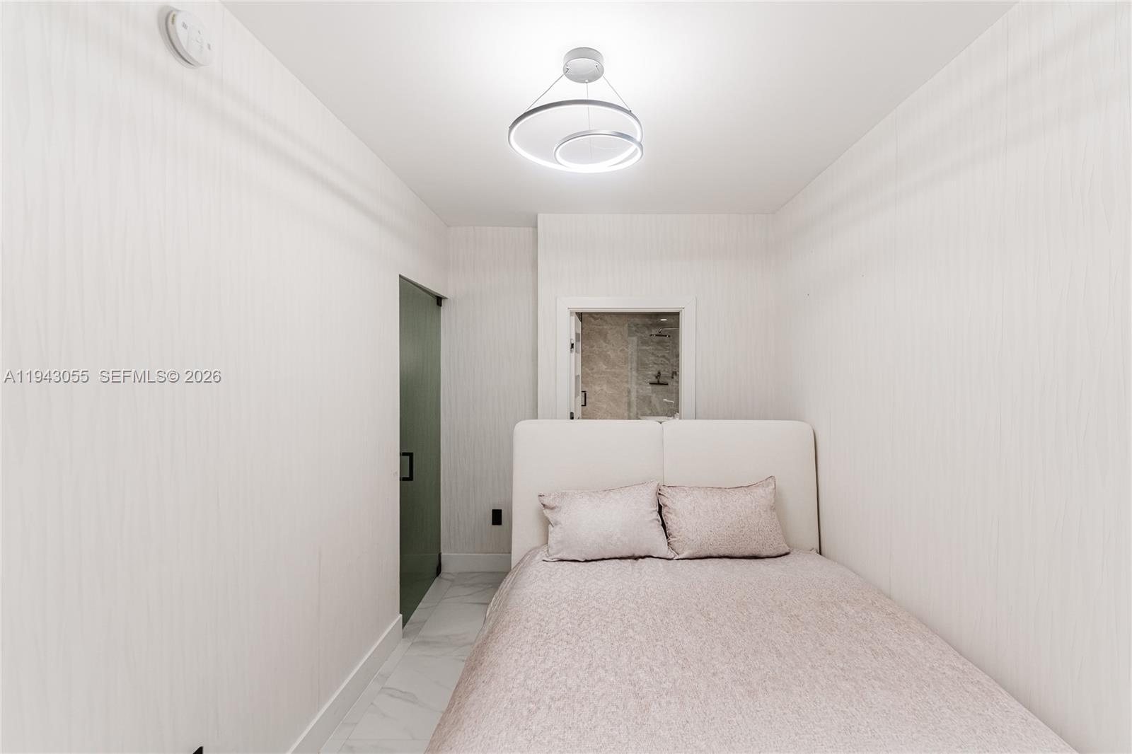 image Aria On The Bay Condo28