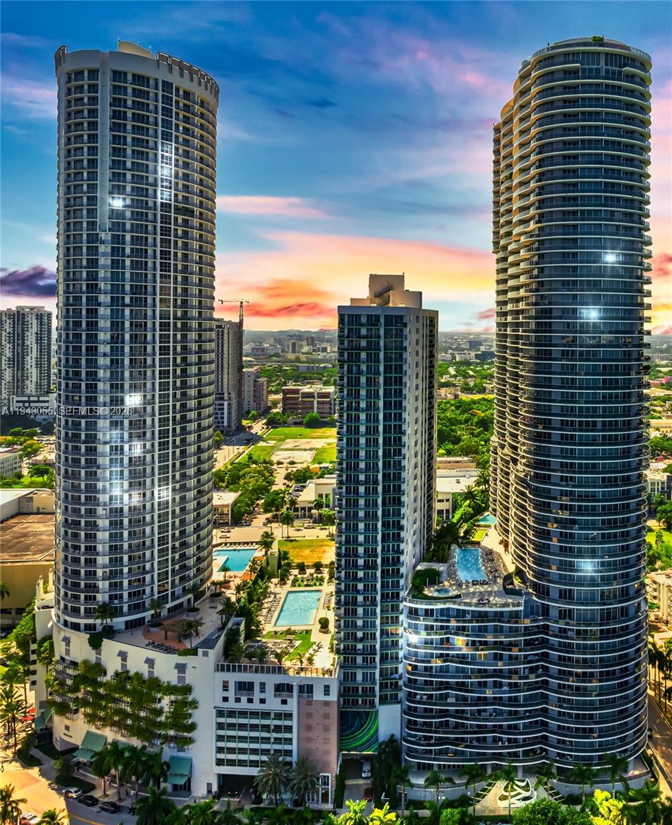 image Aria On The Bay Condo43