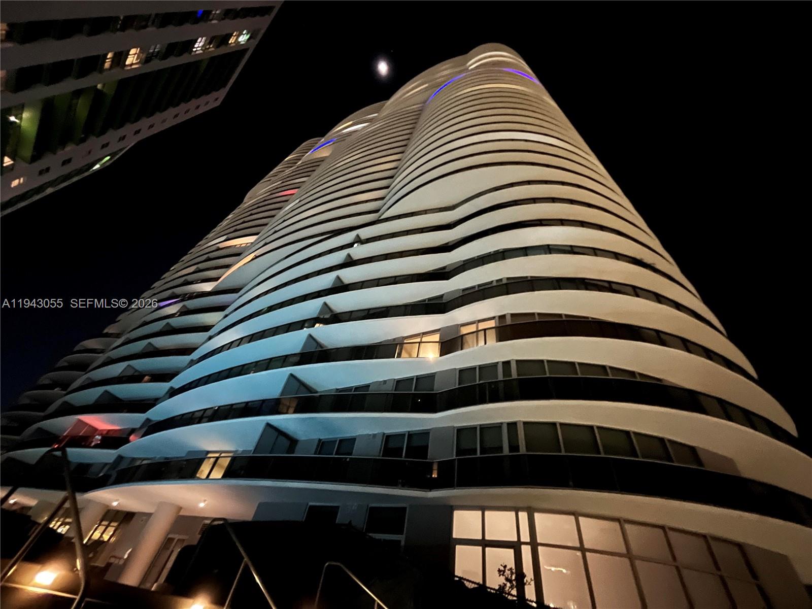 image Aria On The Bay Condo46