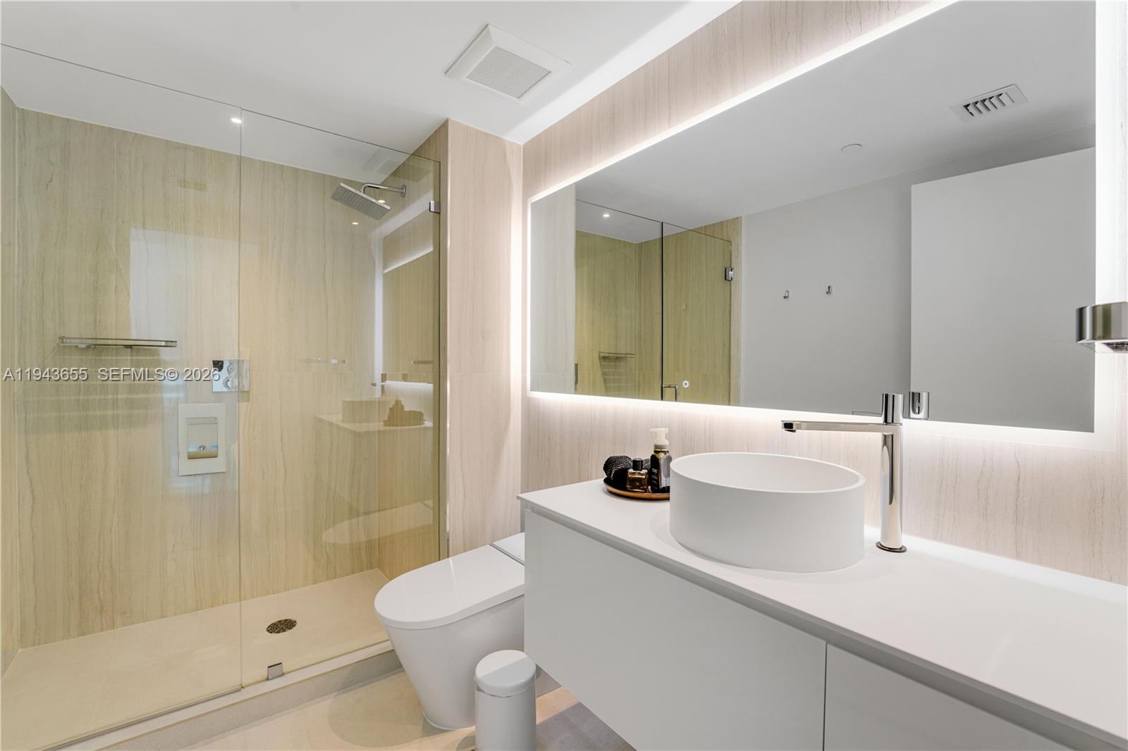 image The Peninsula Ii Condo19