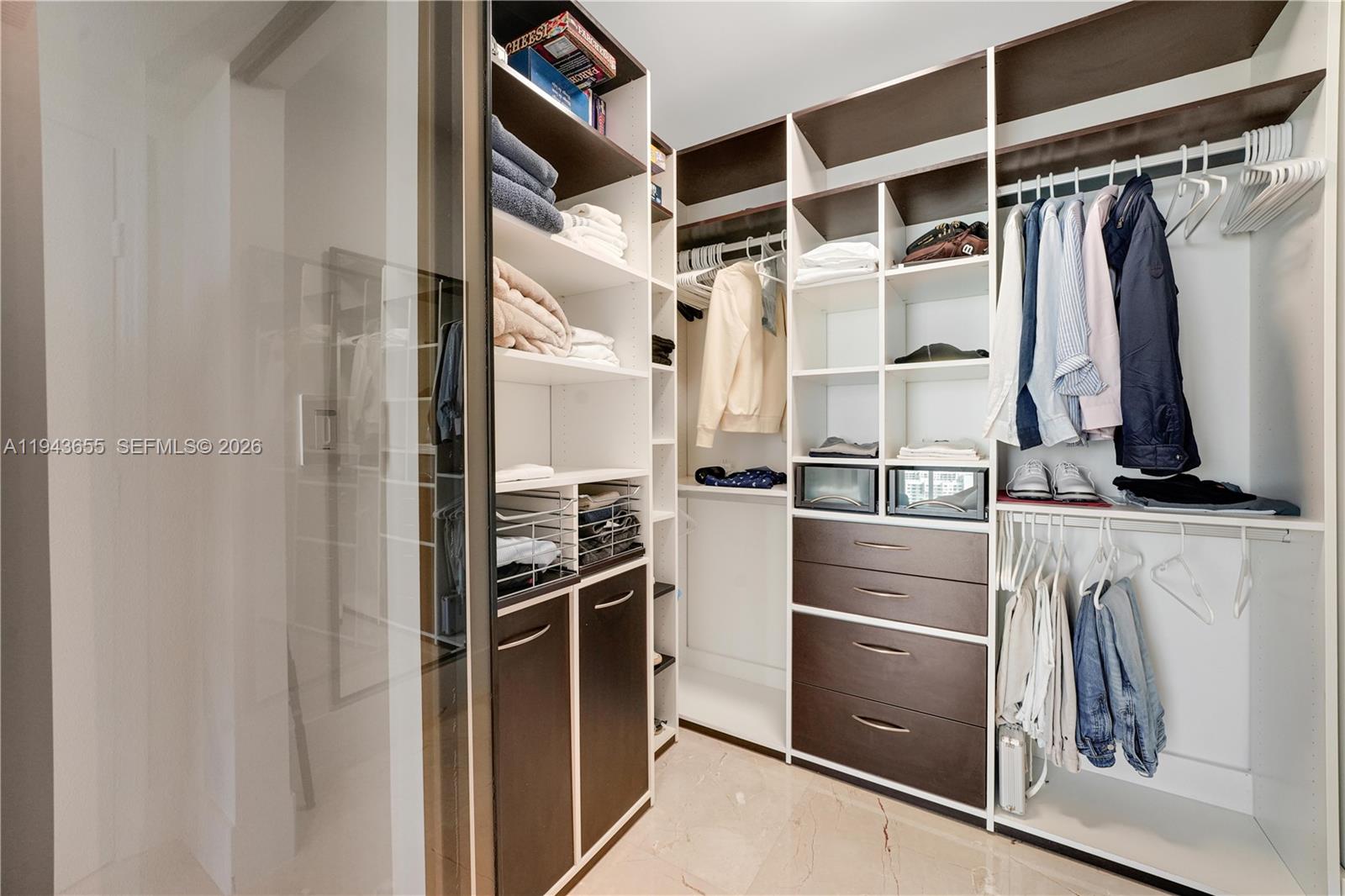 image The Peninsula Ii Condo22