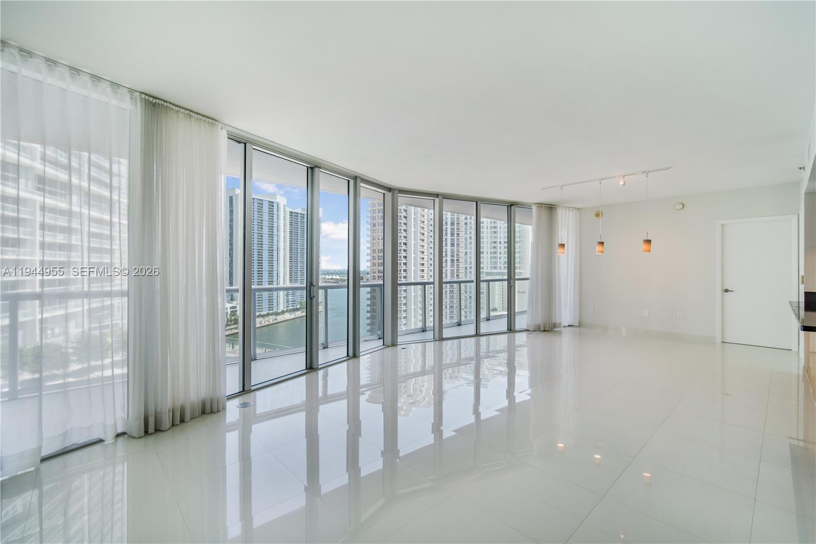 image Icon Brickell II9
