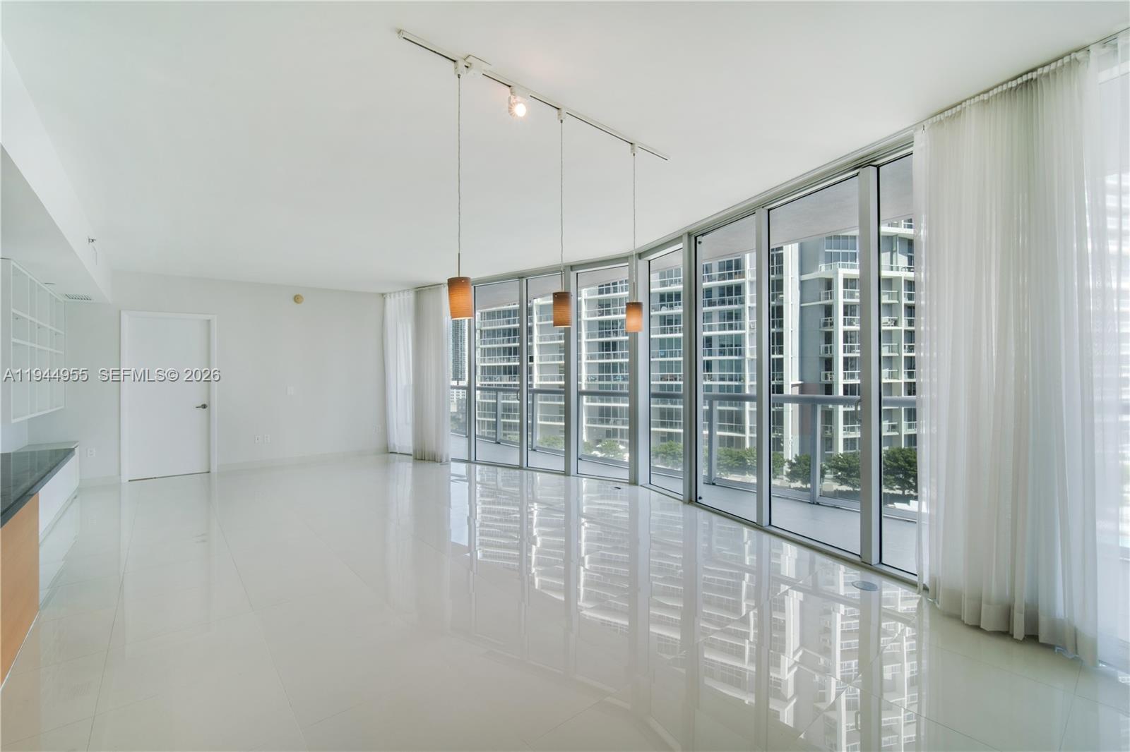 image Icon Brickell II14
