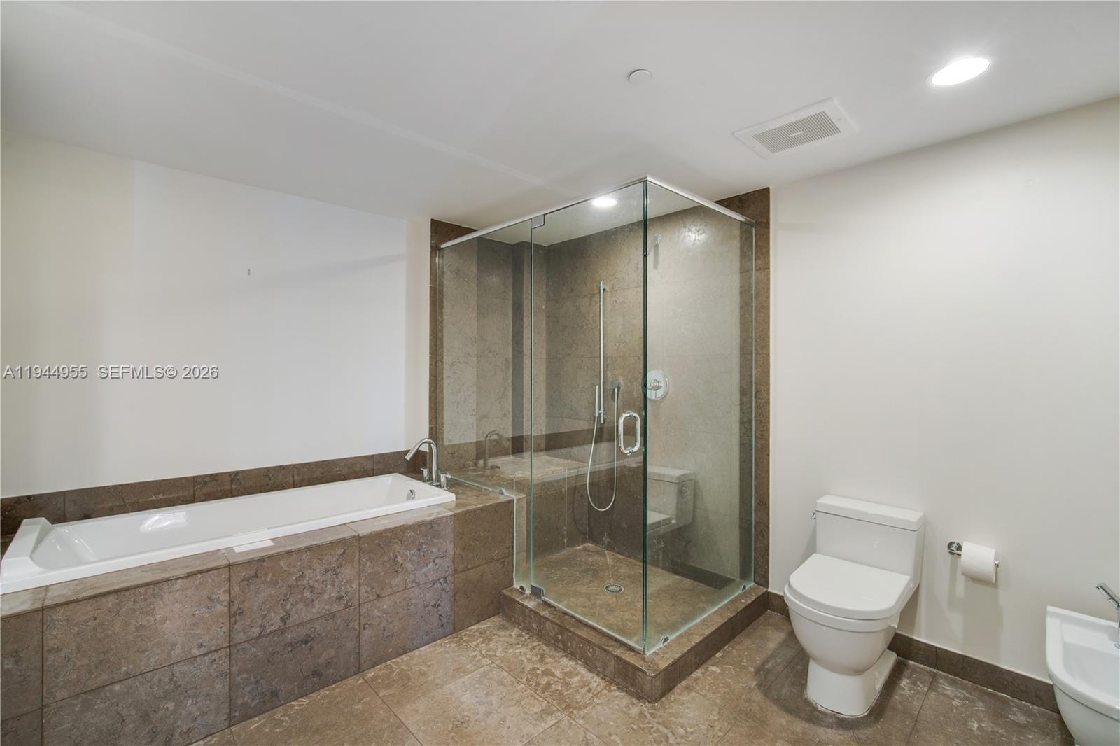 image Icon Brickell II25