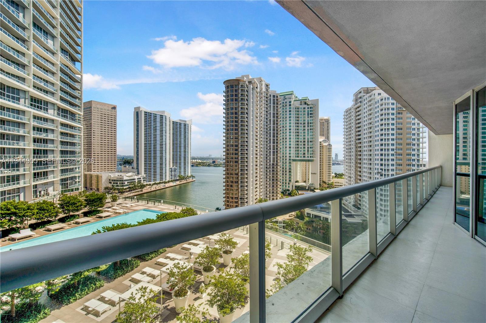 image Icon Brickell II30