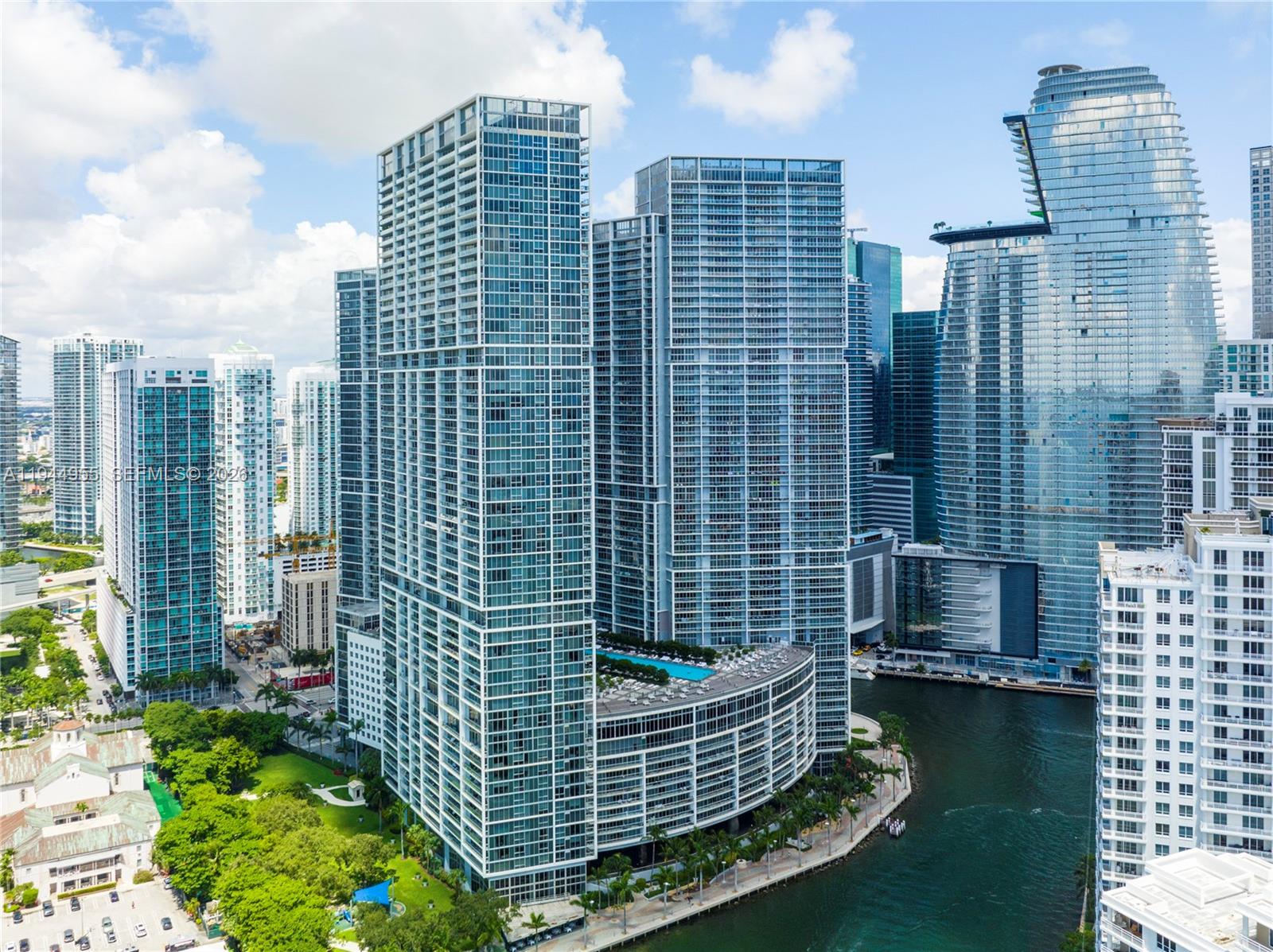 image Icon Brickell II36