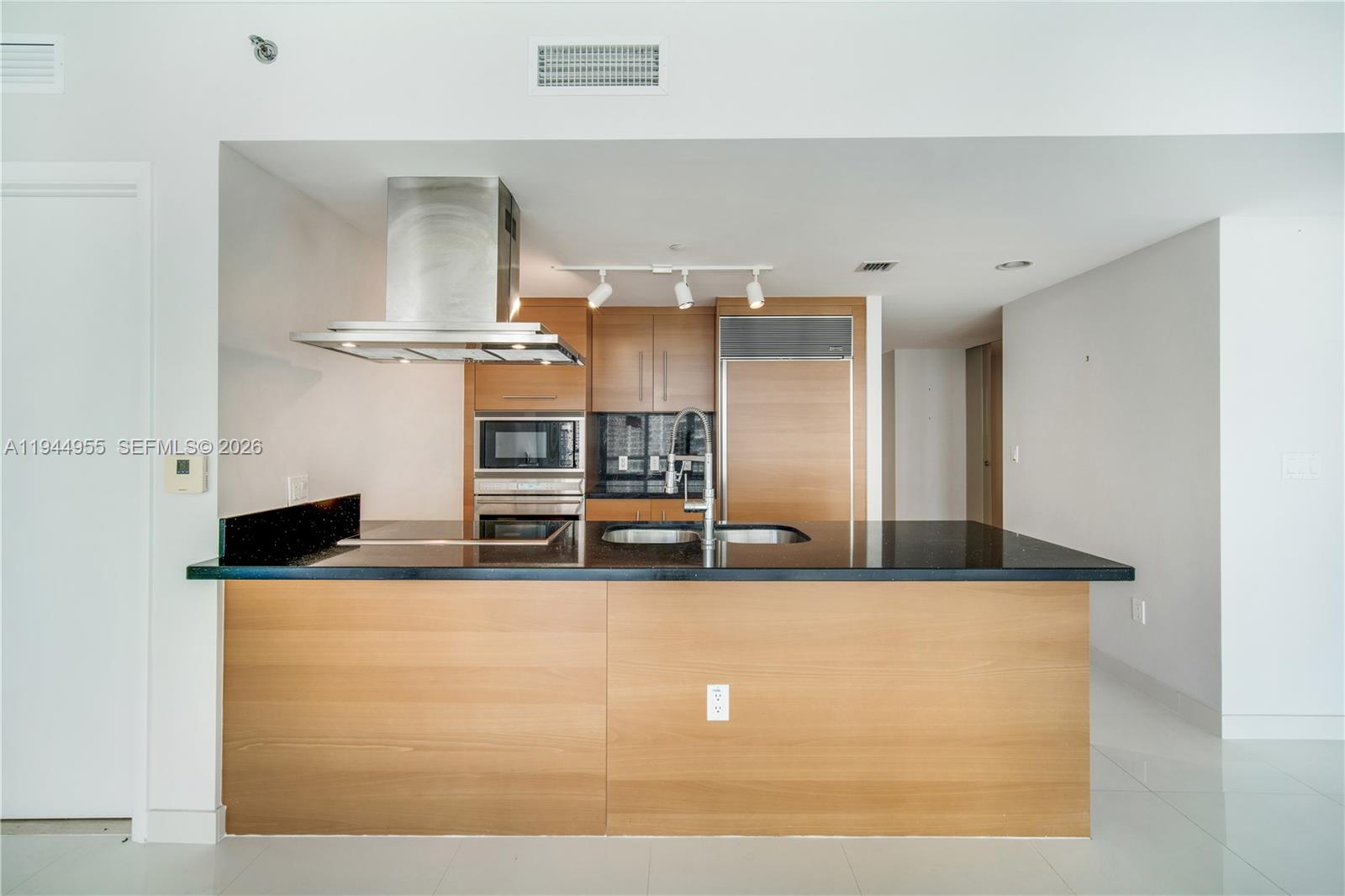 image Icon Brickell II4