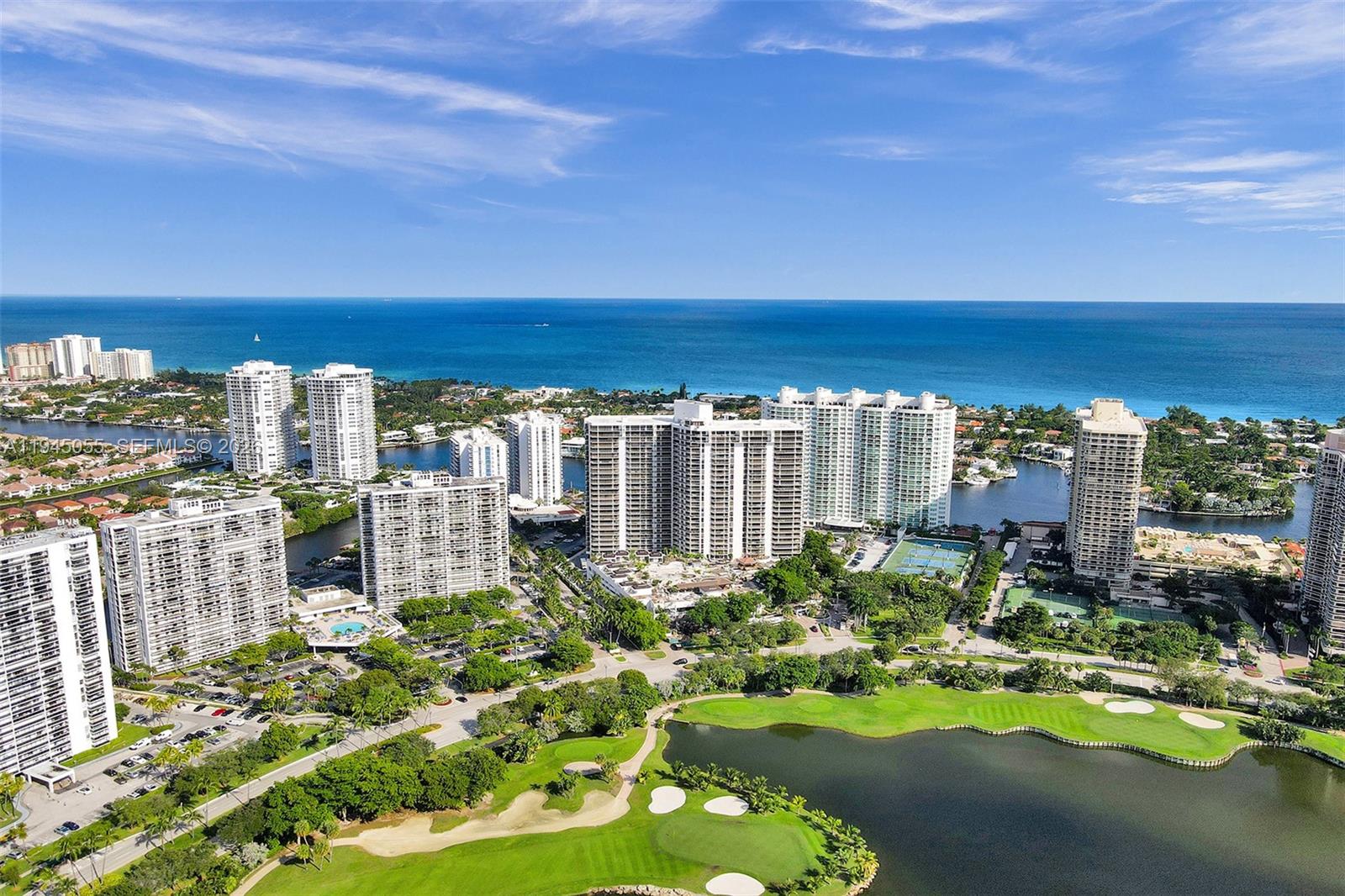 image Hamptons West66