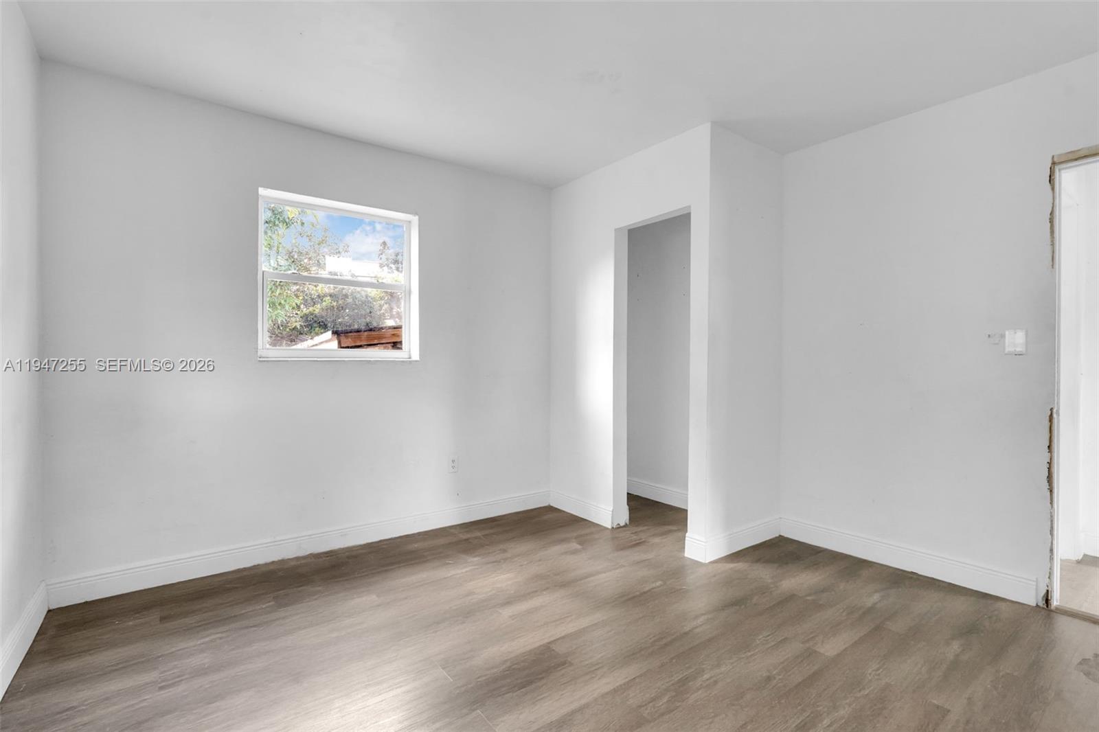 1360 NW 117th St Miami, FL 33167