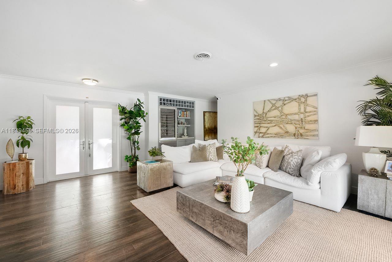 7601 SW 165th Ter Palmetto Bay, FL 33157