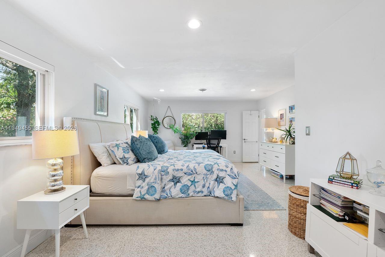 7601 SW 165th Ter Palmetto Bay, FL 33157