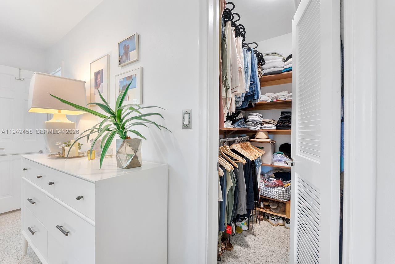 7601 SW 165th Ter Palmetto Bay, FL 33157