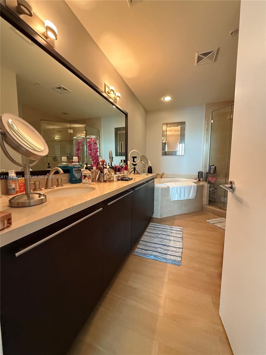 7928 East Dr #905 North Bay Village, FL 33141