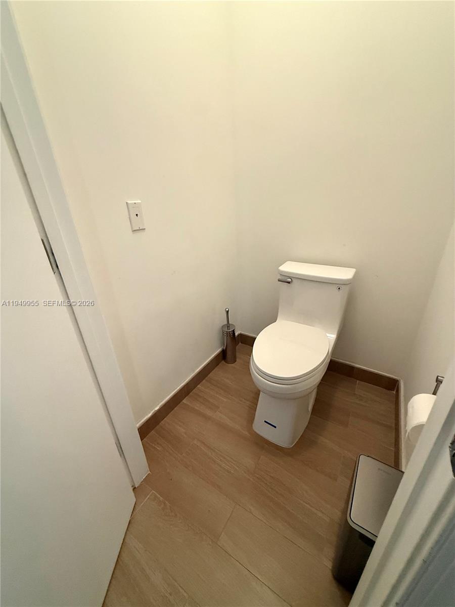 7928 East Dr #905 North Bay Village, FL 33141