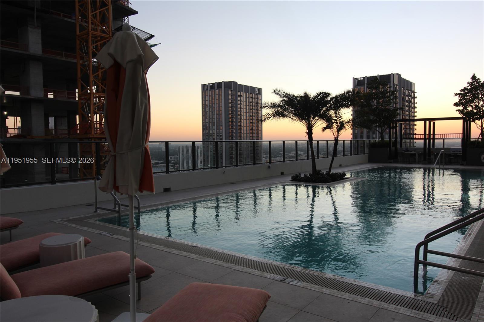 698 NE 1st Ave #2114 Miami, FL 33132