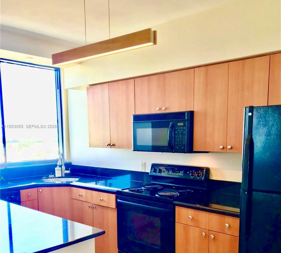 image The Waverly at South Beach2