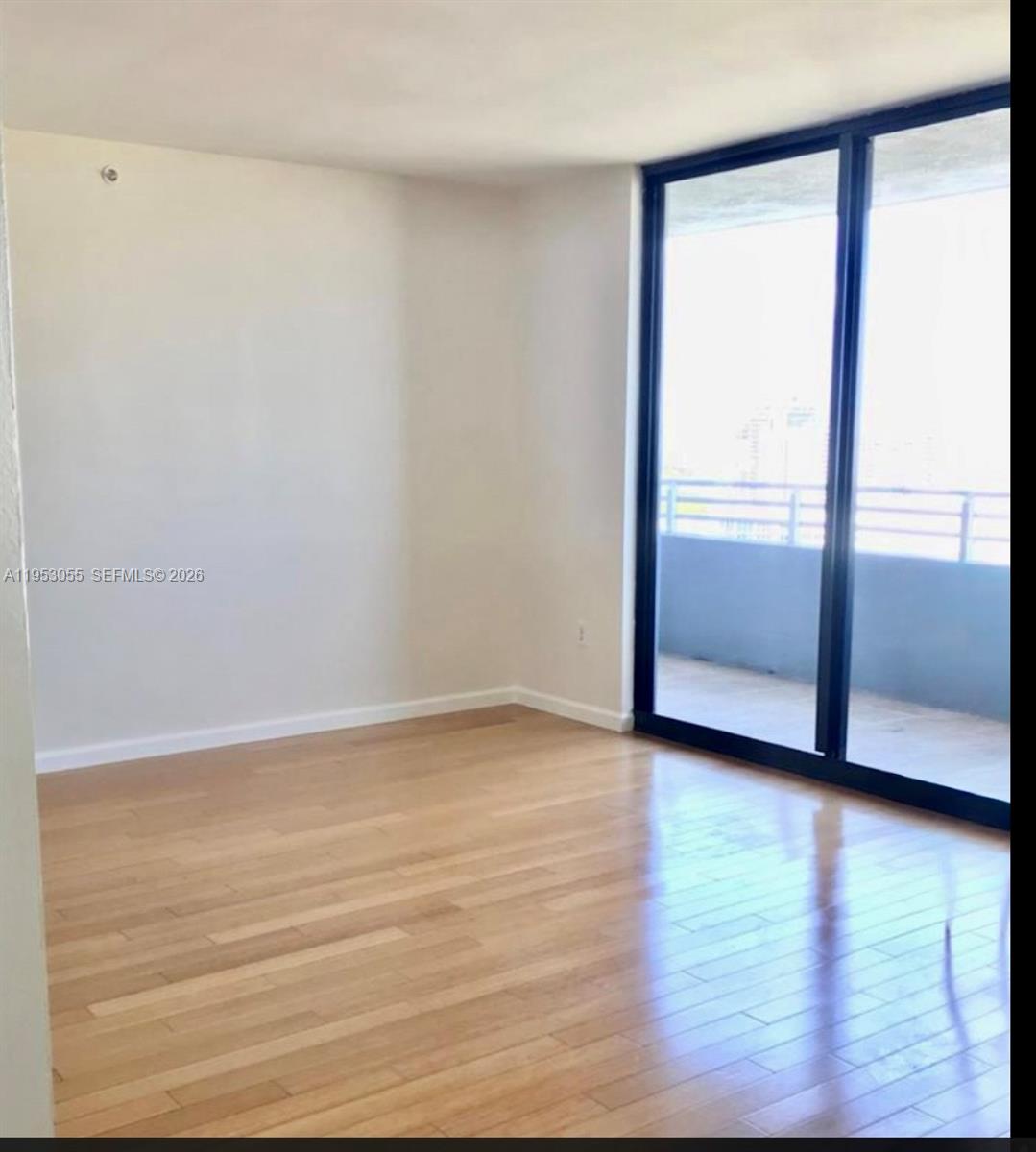 image The Waverly at South Beach3