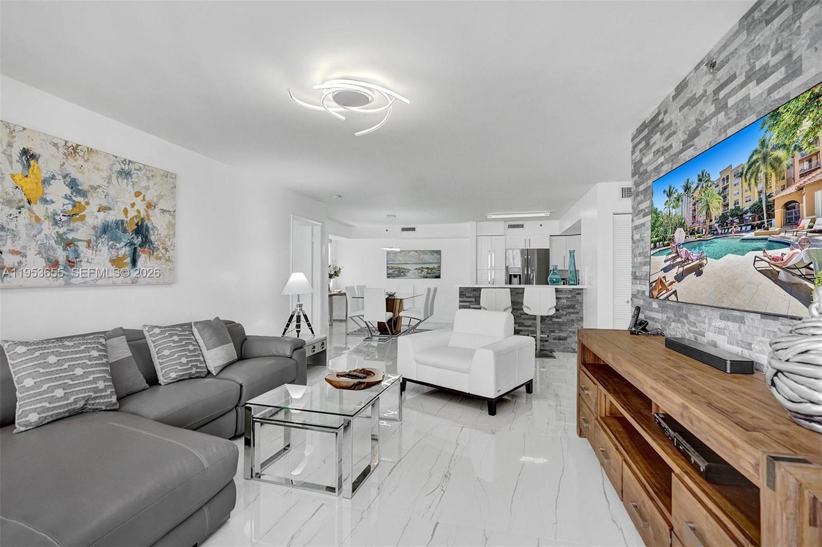 19601 E Country Clb Dr #7508 Aventura, FL 33180