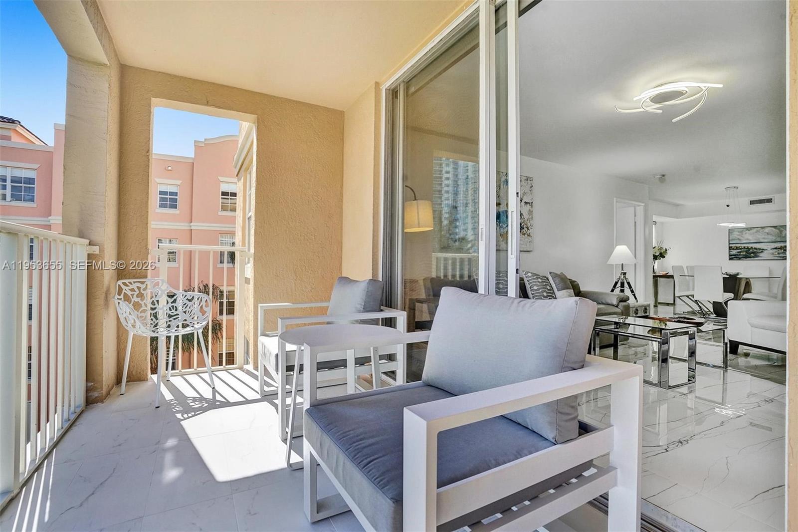 19601 E Country Clb Dr #7508 Aventura, FL 33180