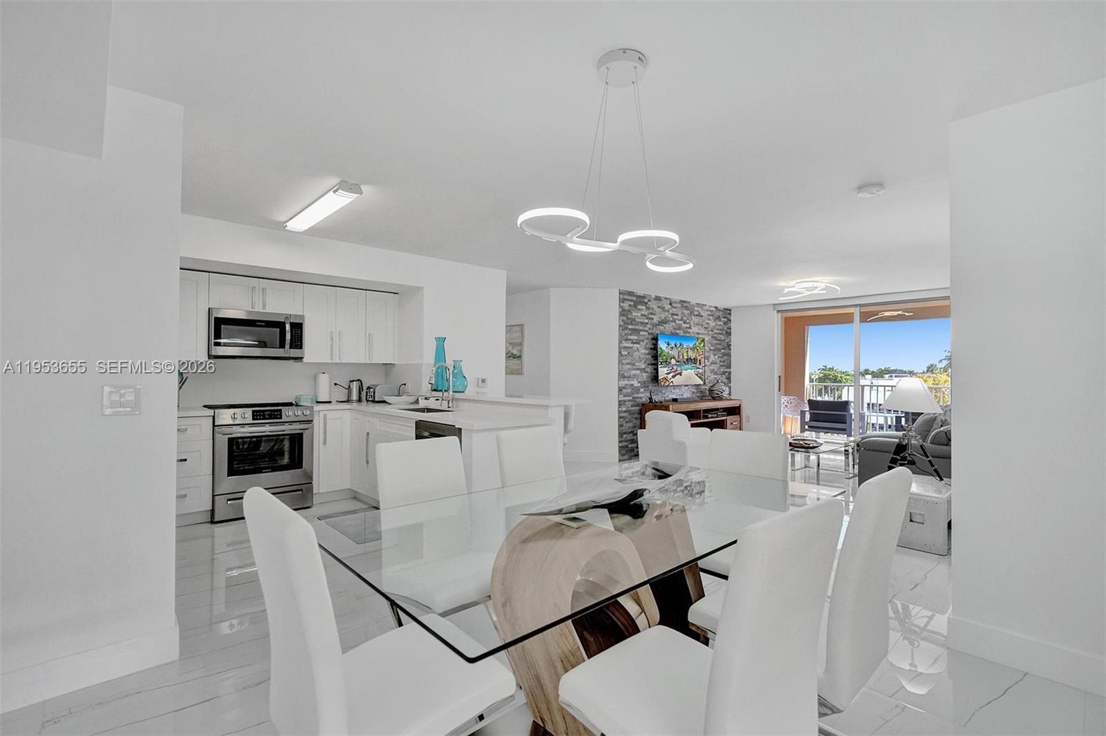 19601 E Country Clb Dr #7508 Aventura, FL 33180