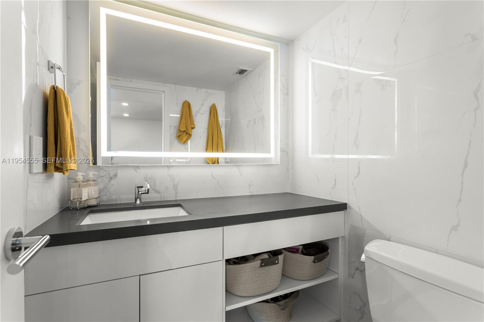 2655 Collins Ave #PH06/08 Miami Beach, FL 33140