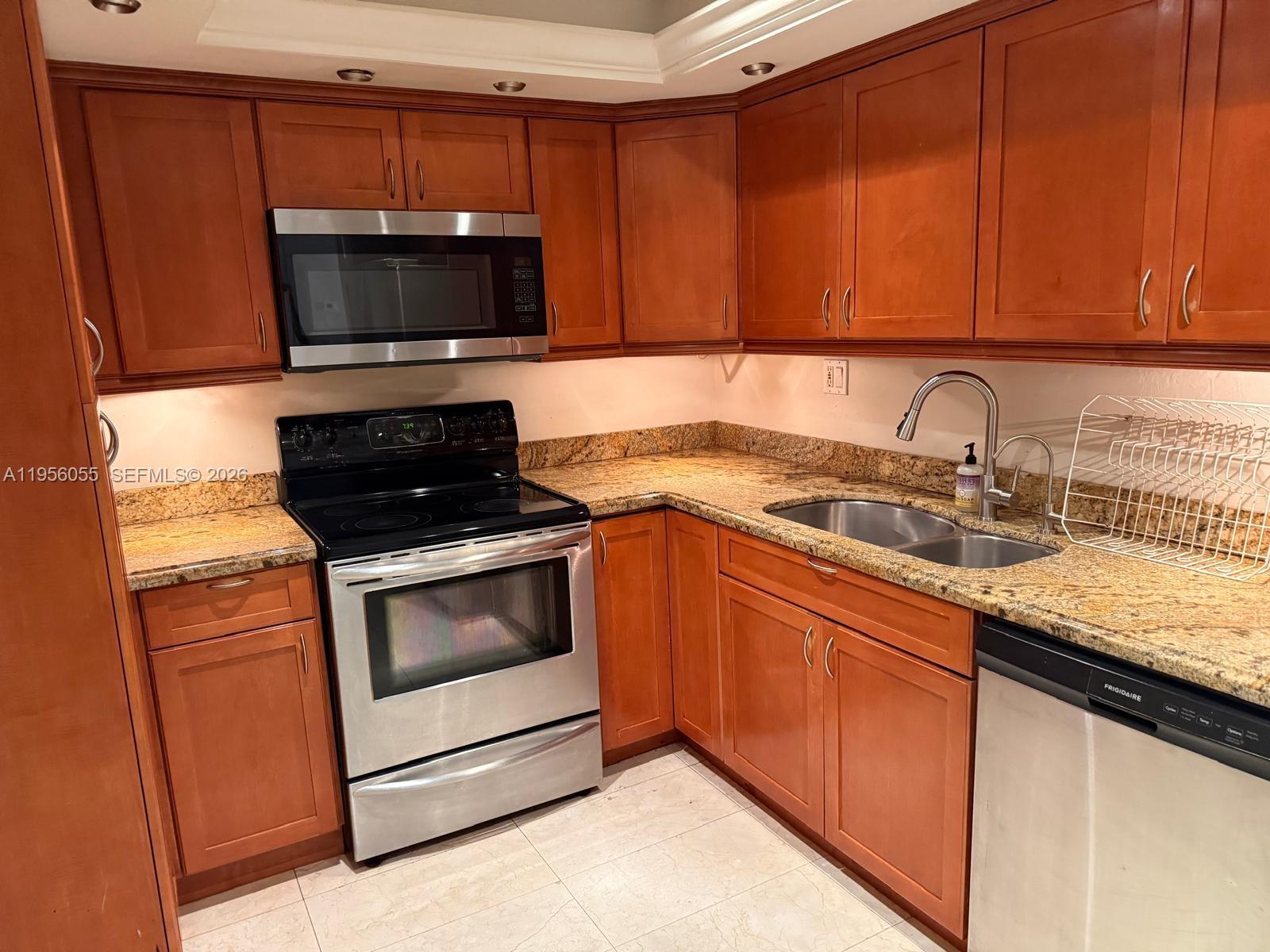 5401 Collins Ave #107 Miami Beach, FL 33140