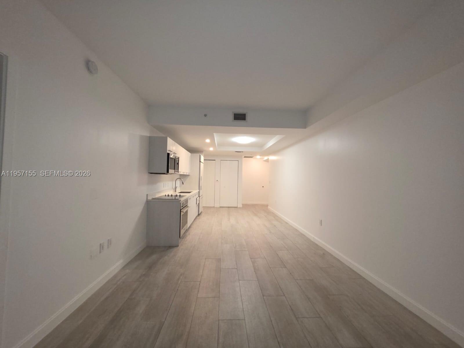 image Brickell Heights West11