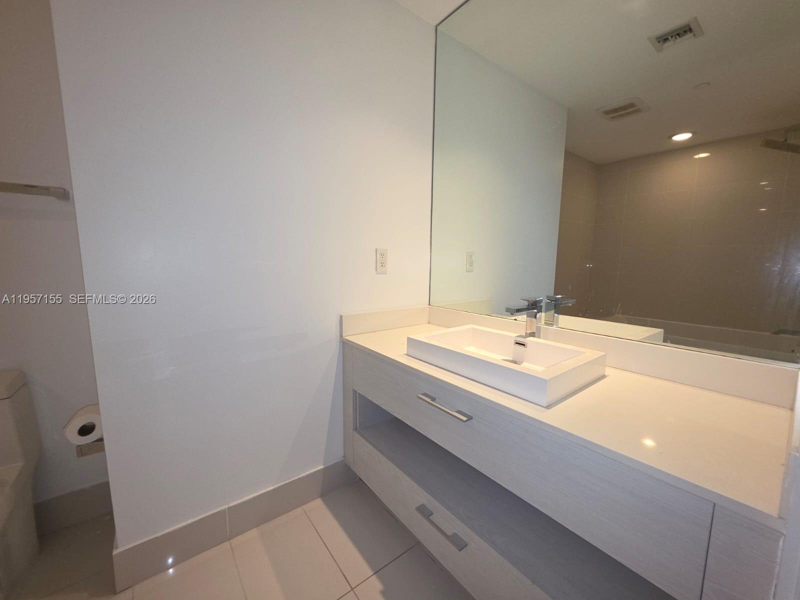 image Brickell Heights West14