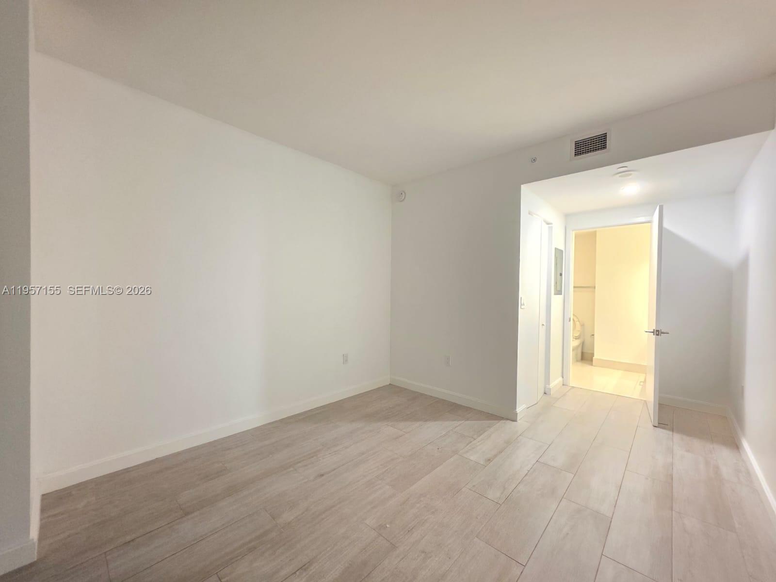 image Brickell Heights West2