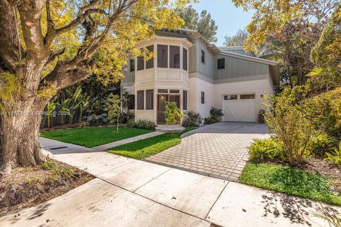 2330 Overbrook St Coconut Grove, FL 33133