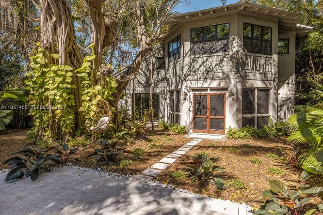 2330 Overbrook St Coconut Grove, FL 33133