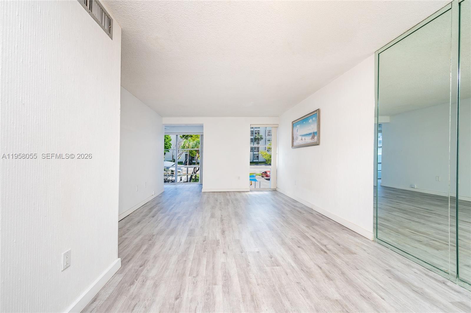 17570 Atlantic Blvd #318 Sunny Isles Beach, FL 33160