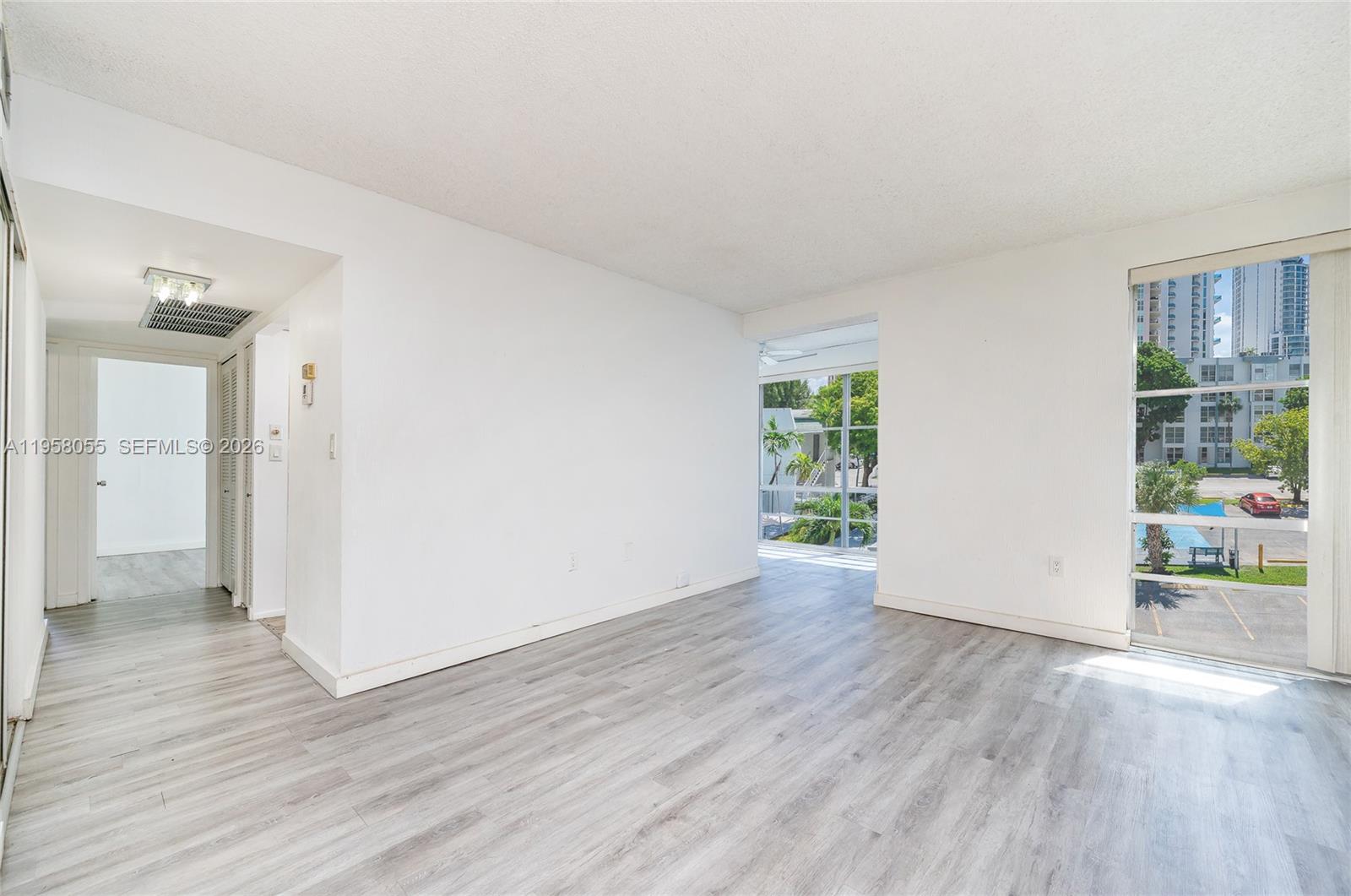 17570 Atlantic Blvd #318 Sunny Isles Beach, FL 33160